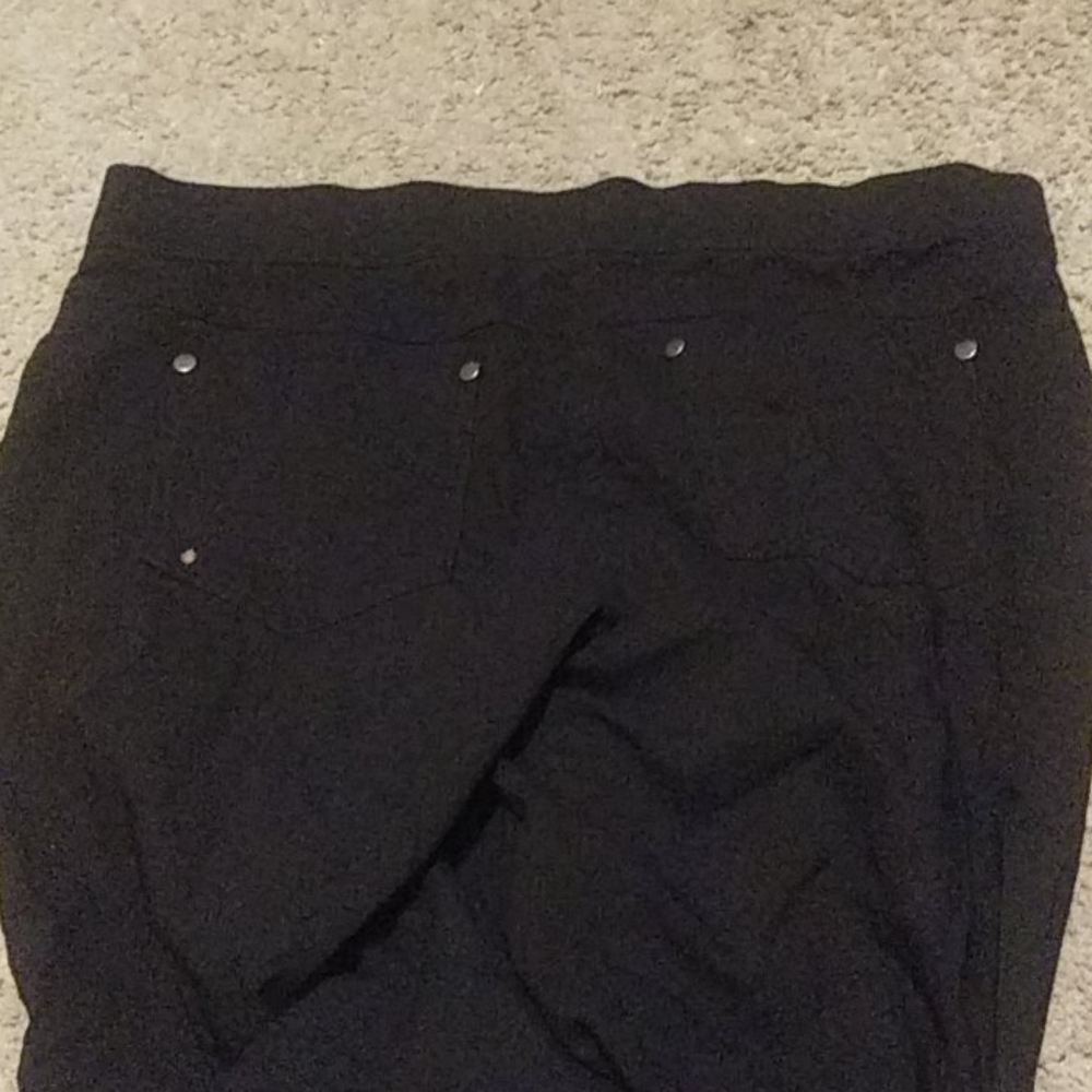 Pants - Picture 2 of 3
